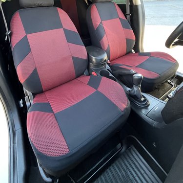 Чехлы на передние сидения Renault Dokker (1+1) красные