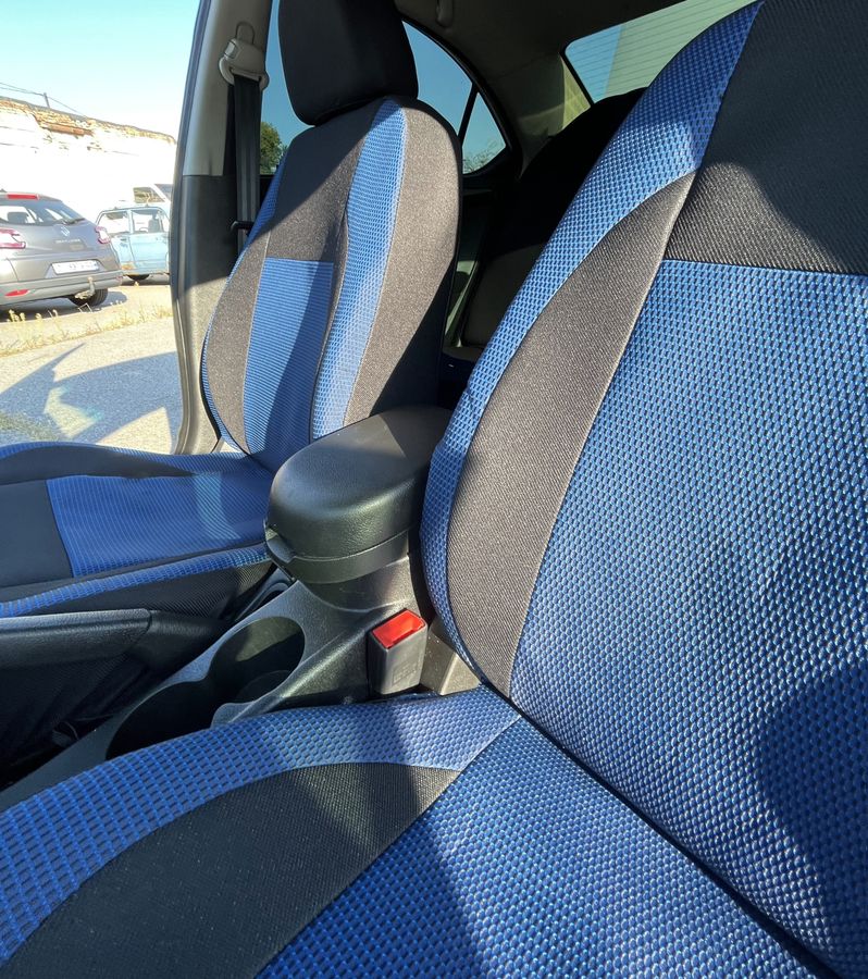 Авточехлы Citroen C4 II (C4 2) синие