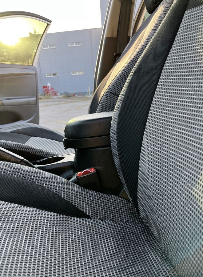 Чохли на сидіння Авточохли Audi A3 сірі Ri-036